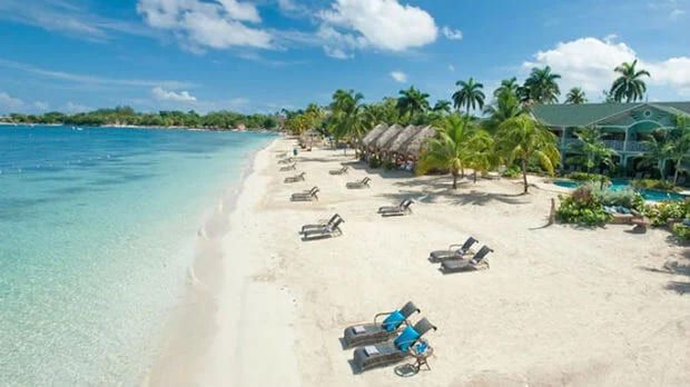 A Vacation to Jamaica: A Tropical Paradise